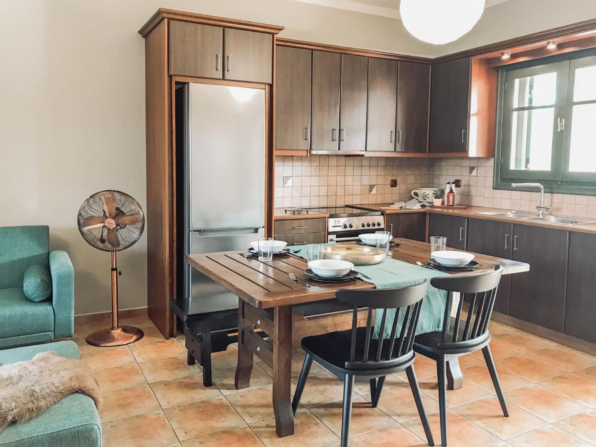Agrilia Maison Razáta Exterior foto